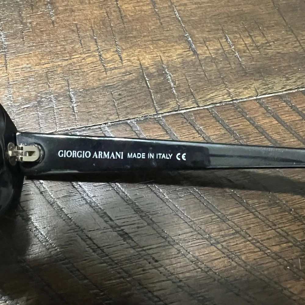 Vintage Giorgio Armani Black Sunglasses - Picture 4 of 8